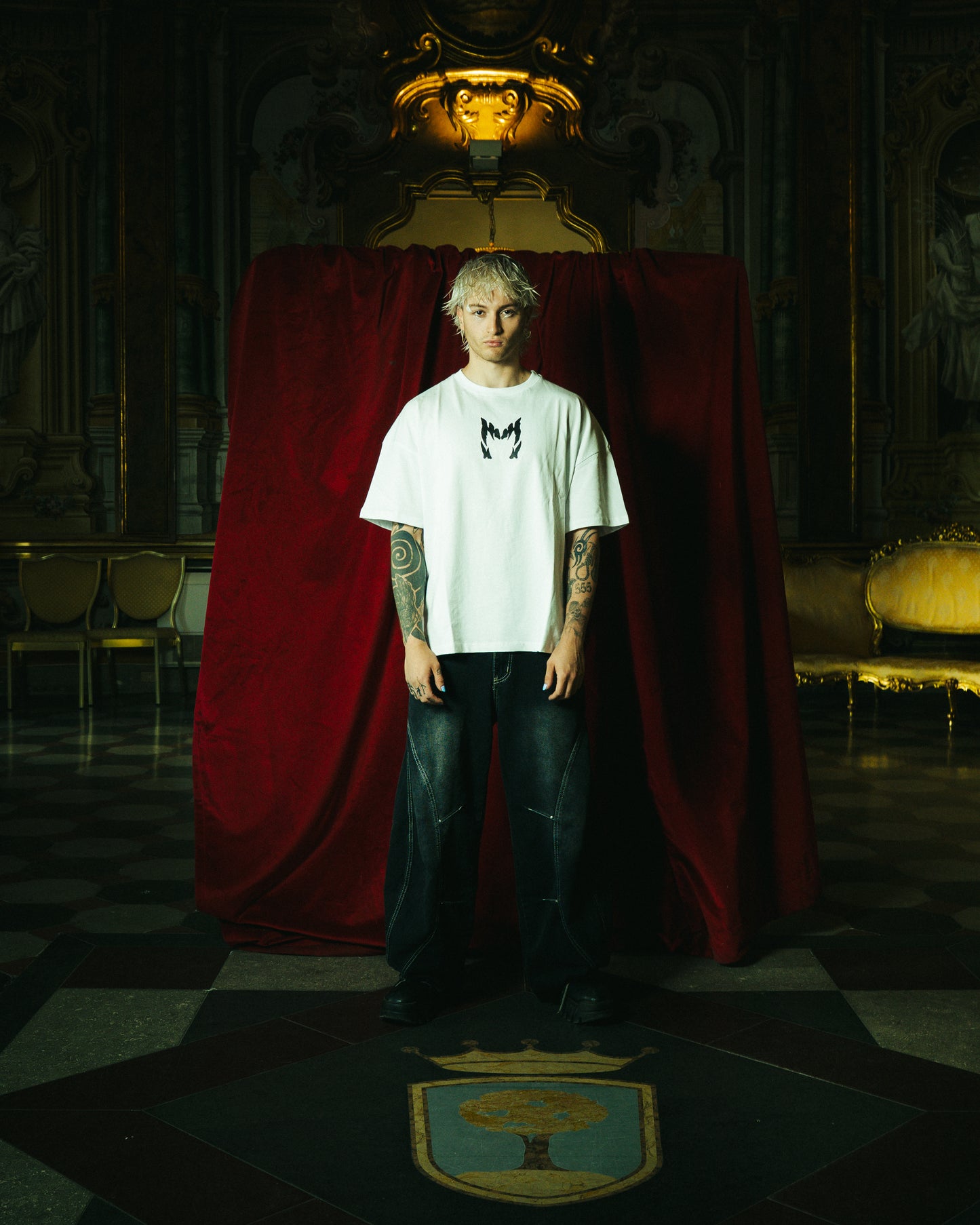 MURDIS TEE WHITE